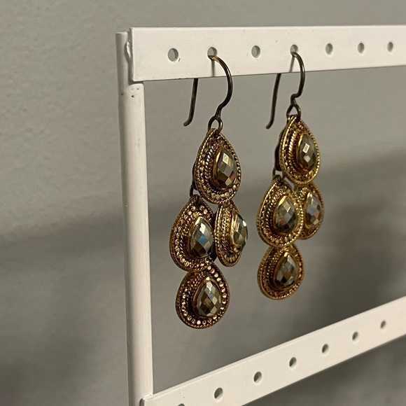 Anna Beck Gold drop earrings - Picture 3 of 8